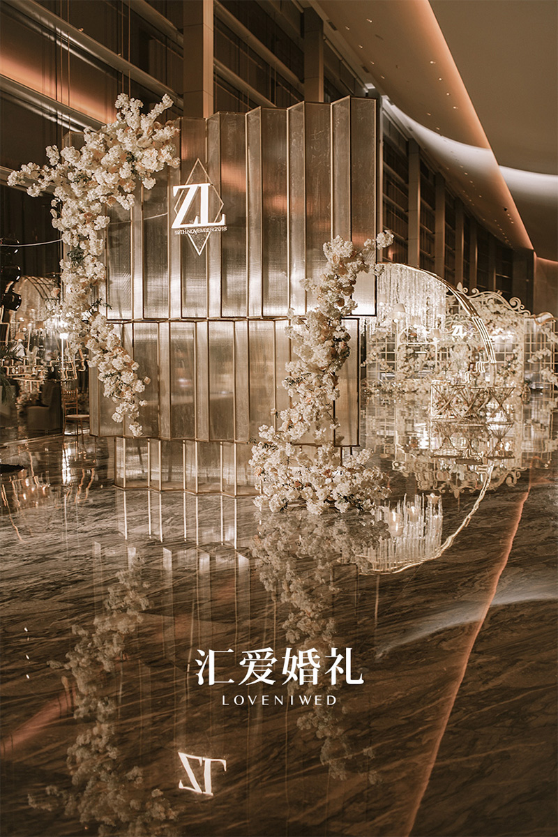玻璃花房-汇爱婚礼-高级婚礼定制