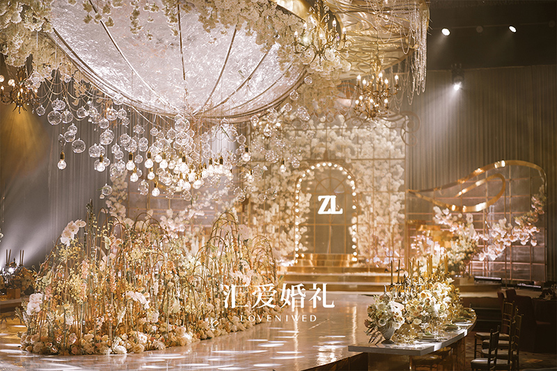 玻璃花房-汇爱婚礼-高级婚礼定制